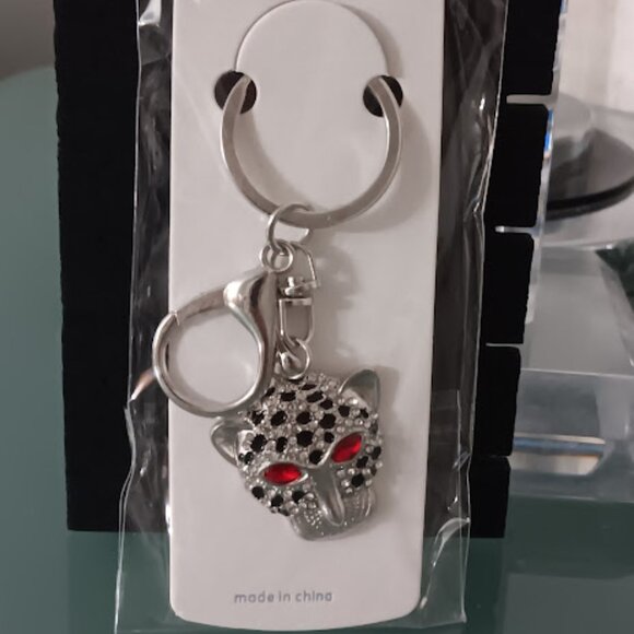 MINT Cheetah Silver Black Enamel Red & Clear Crystals Purse Charm Key Chain**NEW - Picture 2 of 8